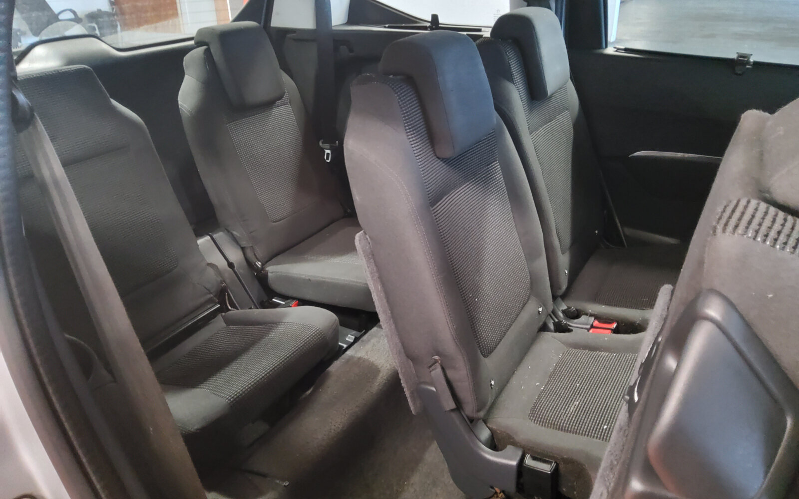 Peugeot 5008 1.6 HDI 115 bhp Active