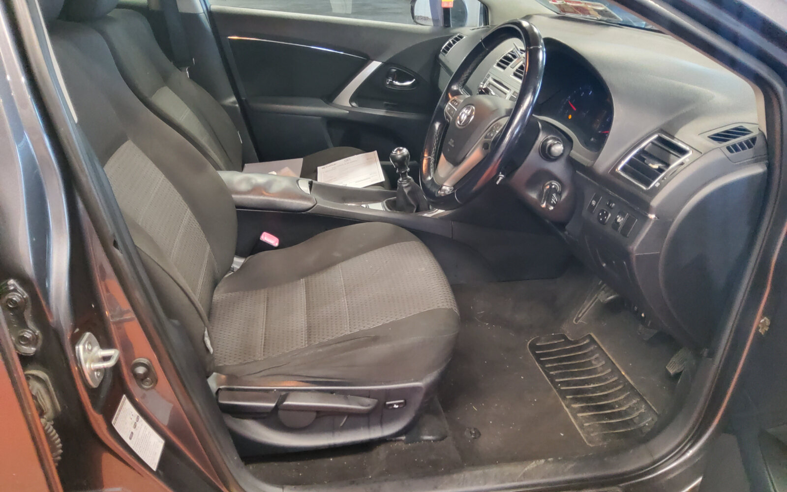 Toyota Avensis 2.0 D-4D 125 BHP Terra