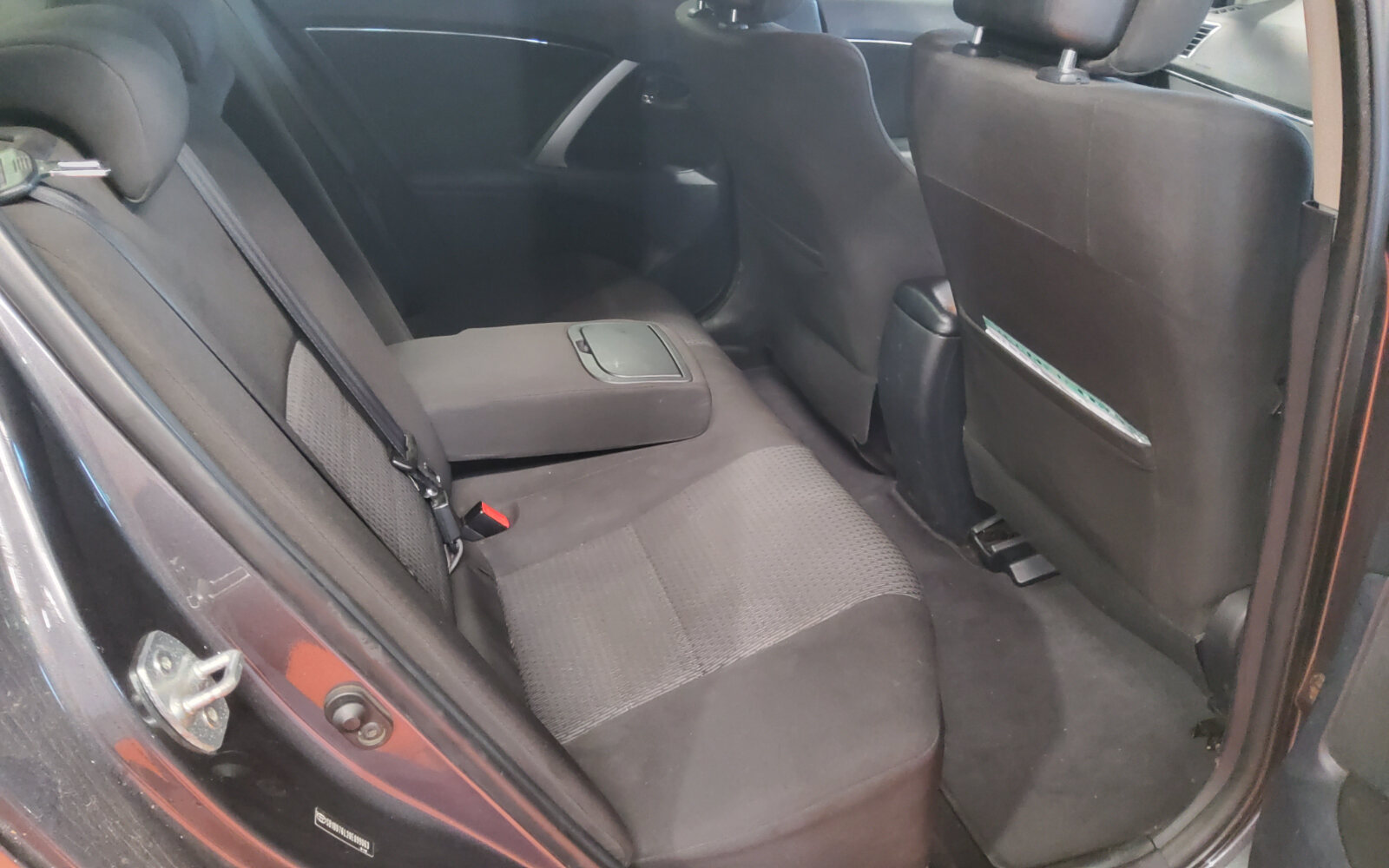 Toyota Avensis 2.0 D-4D 125 BHP Terra