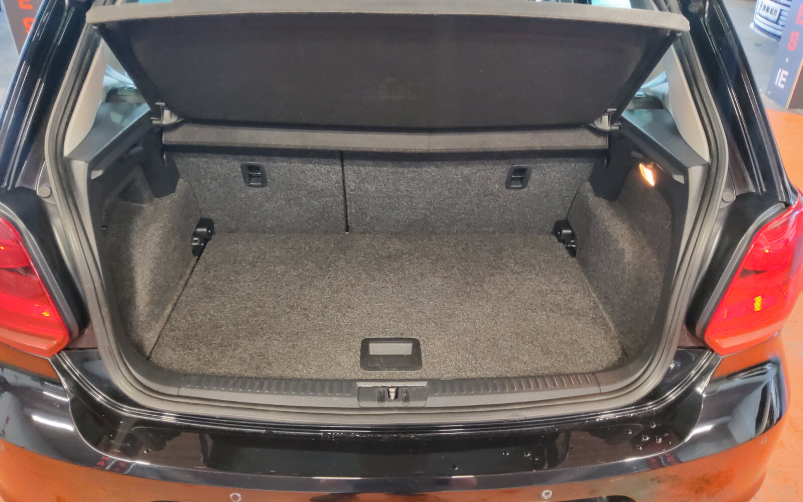 Volkswagen Polo 1.2 TSI 3DR 90HP Comfortline +