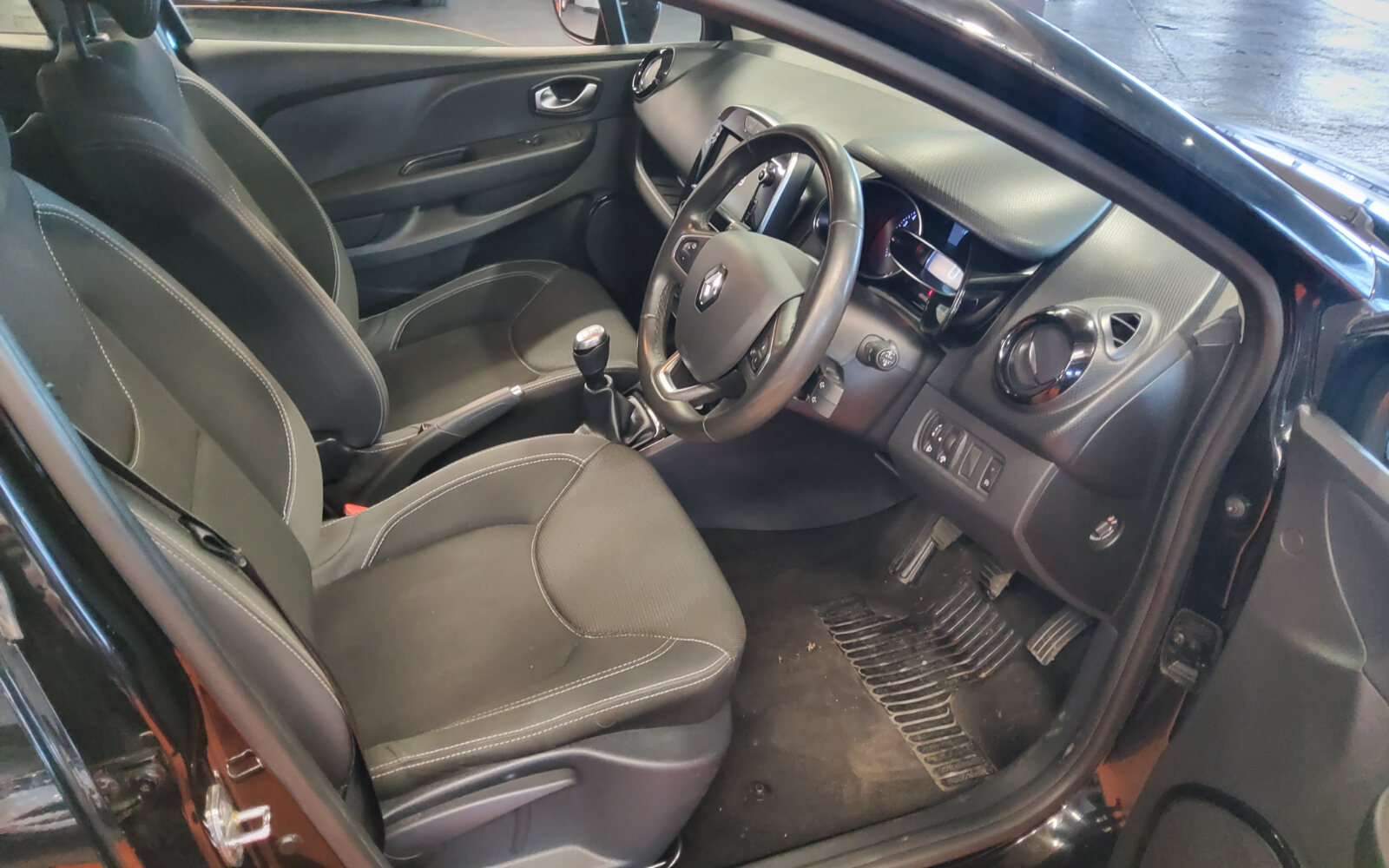 Renault Clio 0.9 TCE 90 DYNAMIQUE NAV