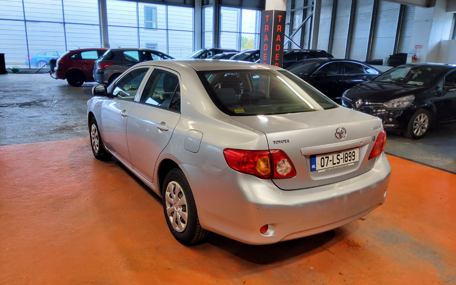 Toyota Corolla 1.4 VVT-i 4Dr Terra
