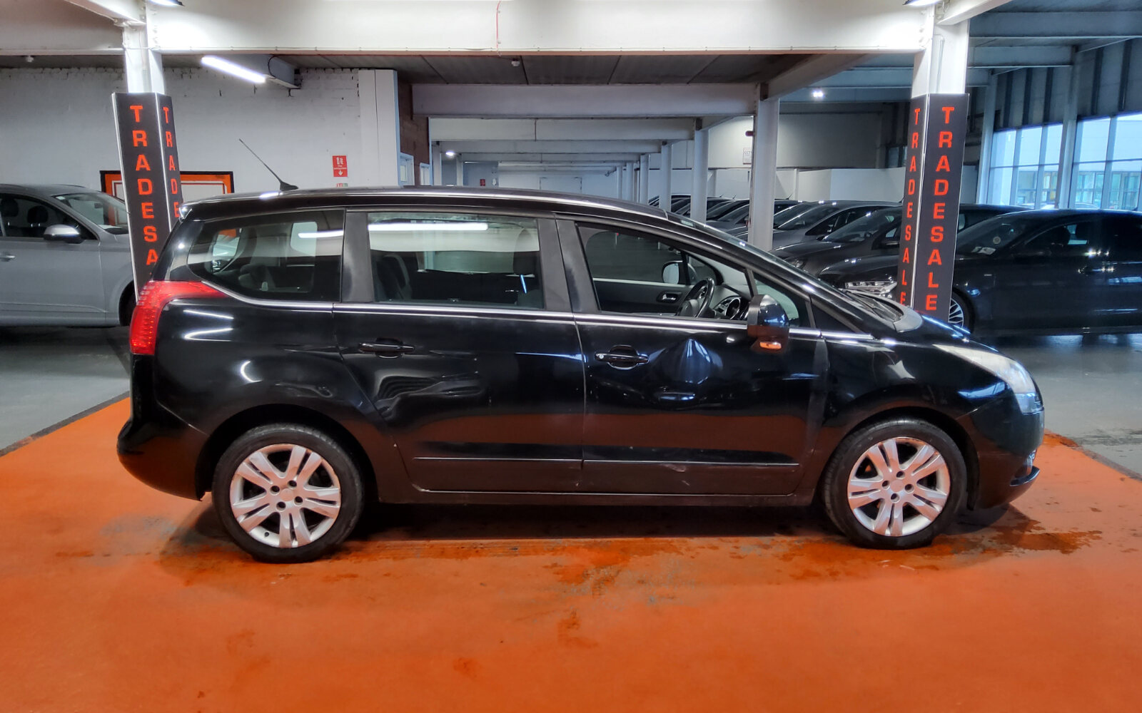 Peugeot 5008 1.6 HDI 112BHP ACTIVE