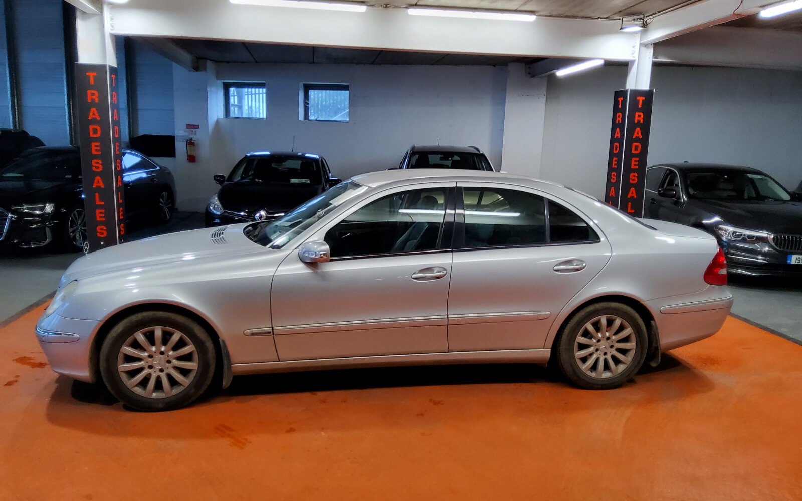 Mercedes-Benz E-Class 200 K Classic A/T