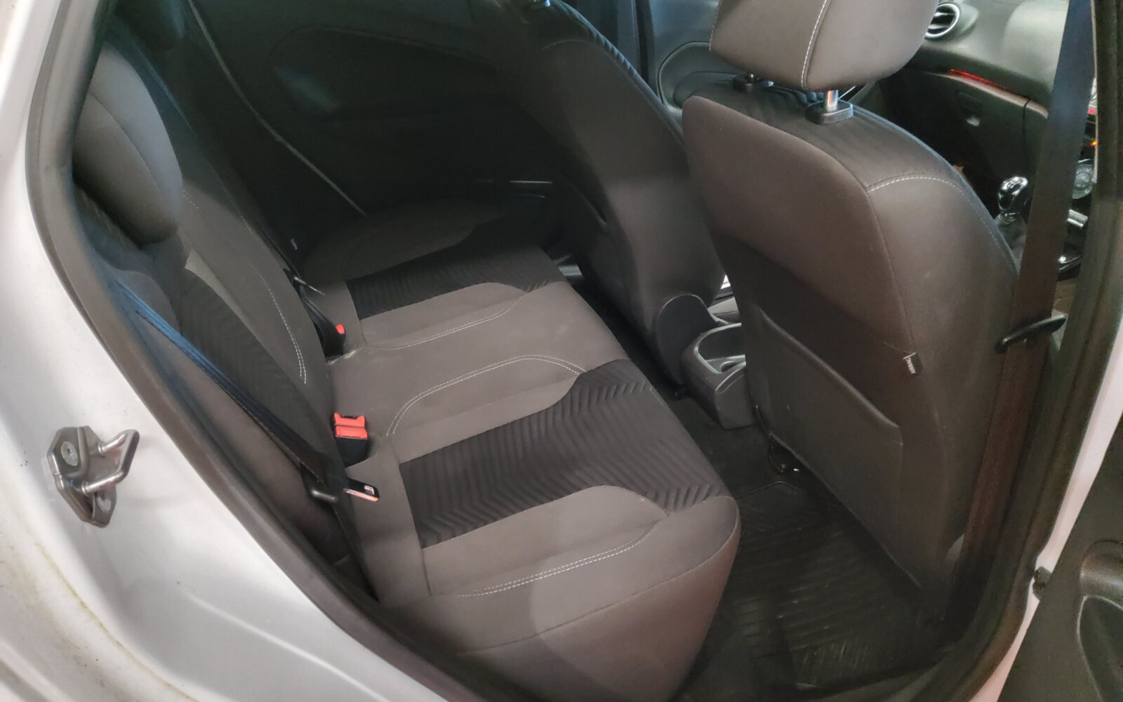 Ford Fiesta 1.0 EcoBoost 65PS S/S Zetec