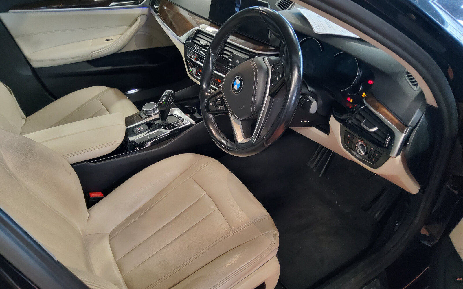 BMW 5-Series 520d SE 18&quot; Auto