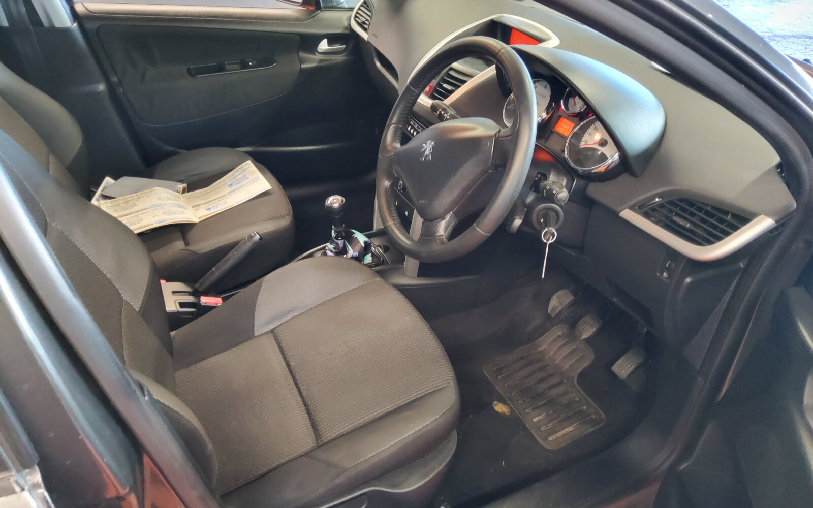 Peugeot 207 1.4 HDI 70 bhp ACTIVE