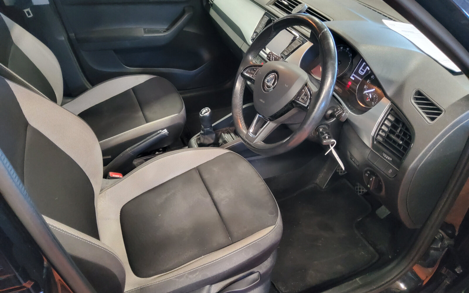 Skoda Fabia 1.0MPI 75HP Ambition