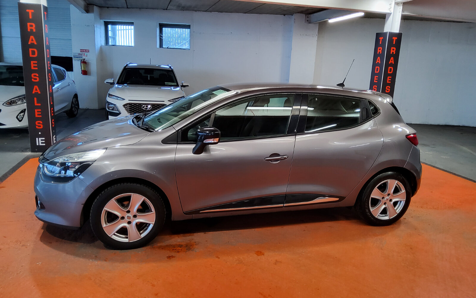 Renault Clio 1.2 16V 75 DYNAMIQUE NAV