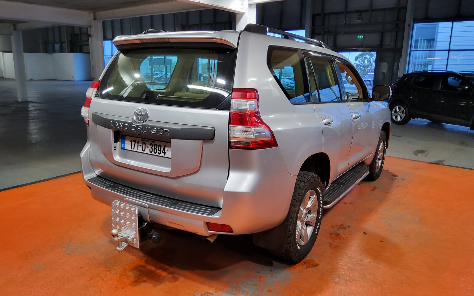 Toyota Land Cruiser 