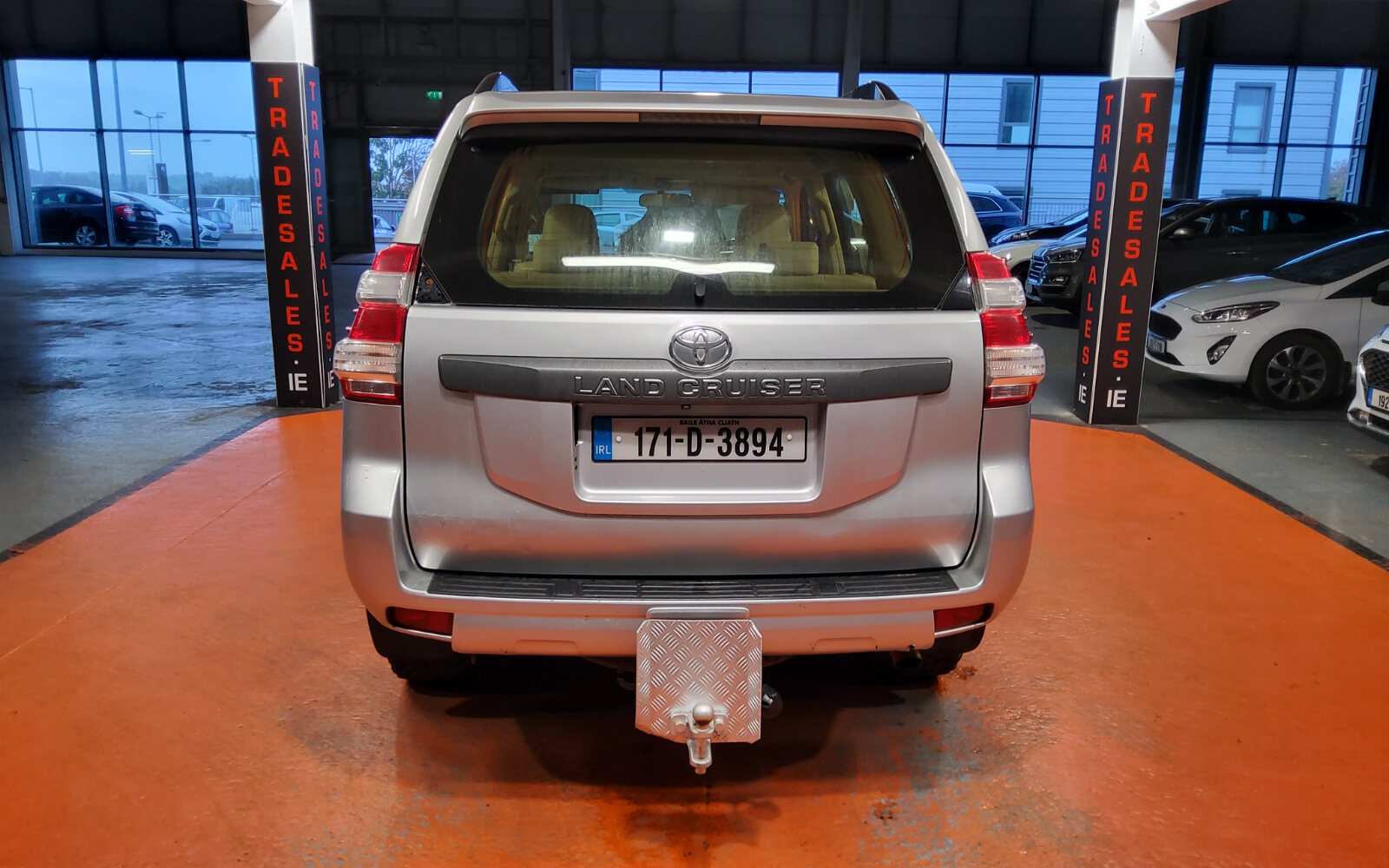 Toyota Land Cruiser 