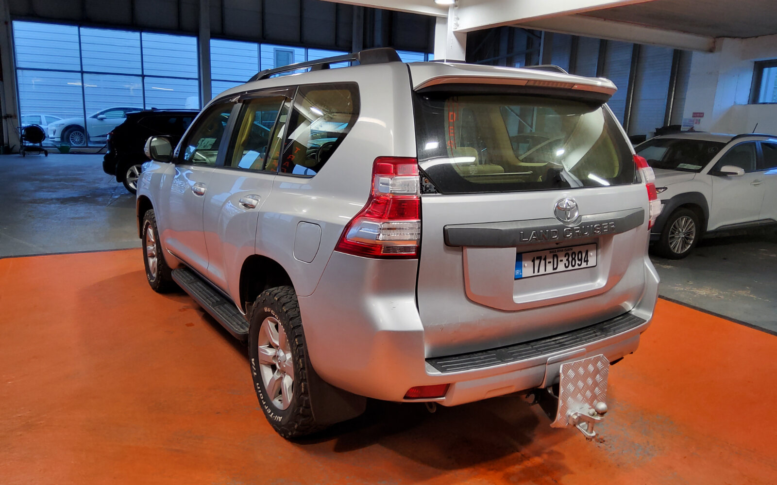 Toyota Land Cruiser 