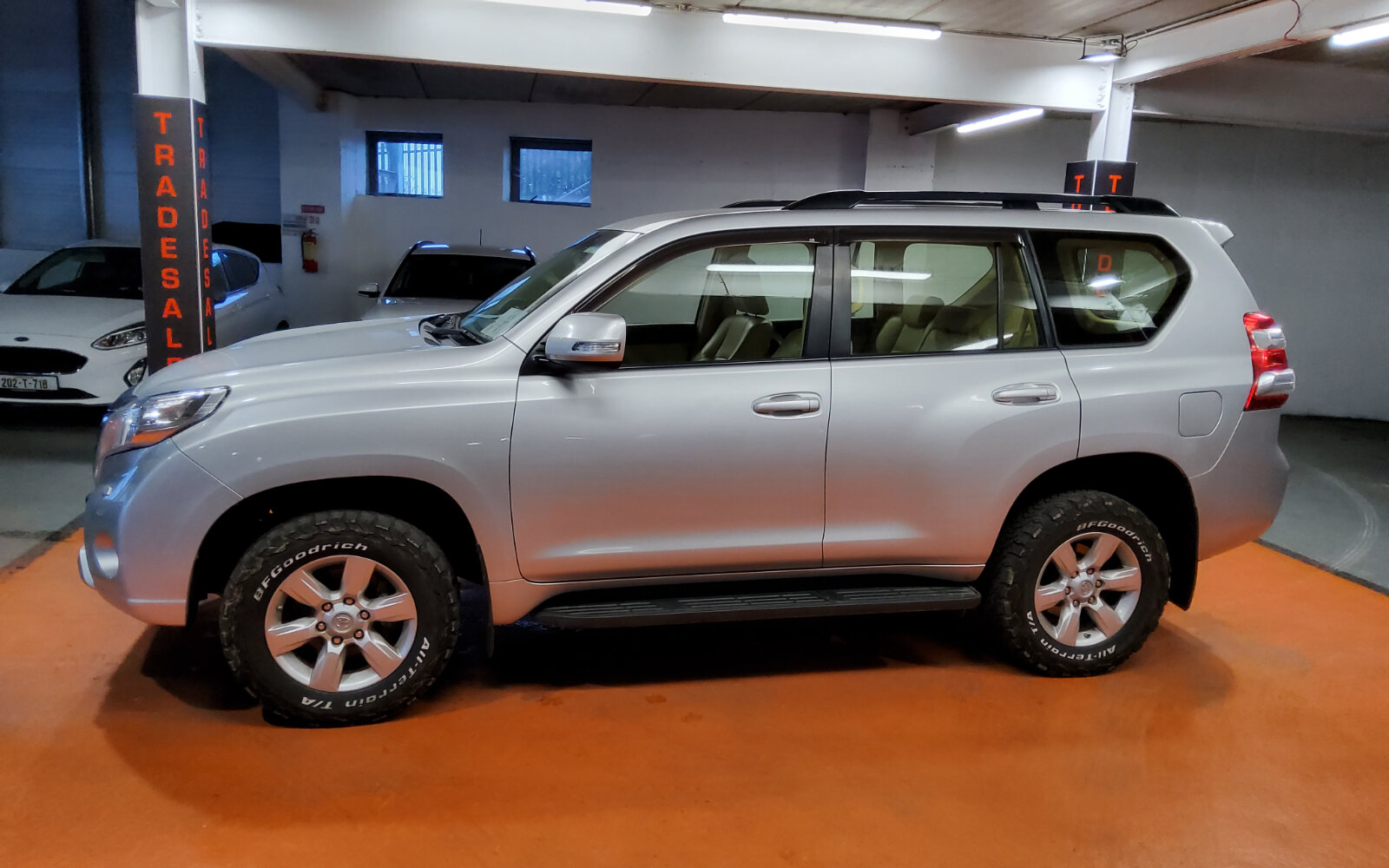 Toyota Land Cruiser 
