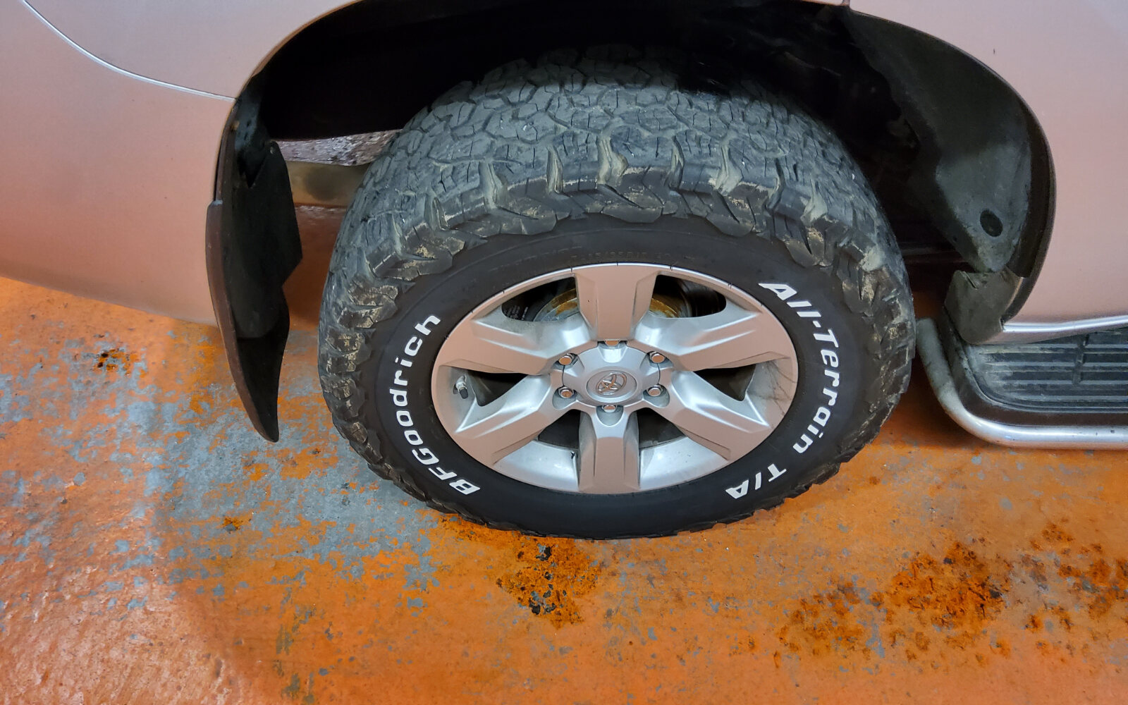 Toyota Land Cruiser 