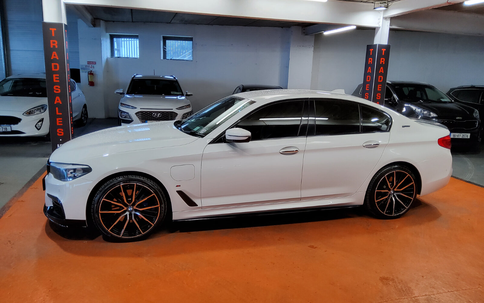 BMW 5-Series 530e M Sport Auto