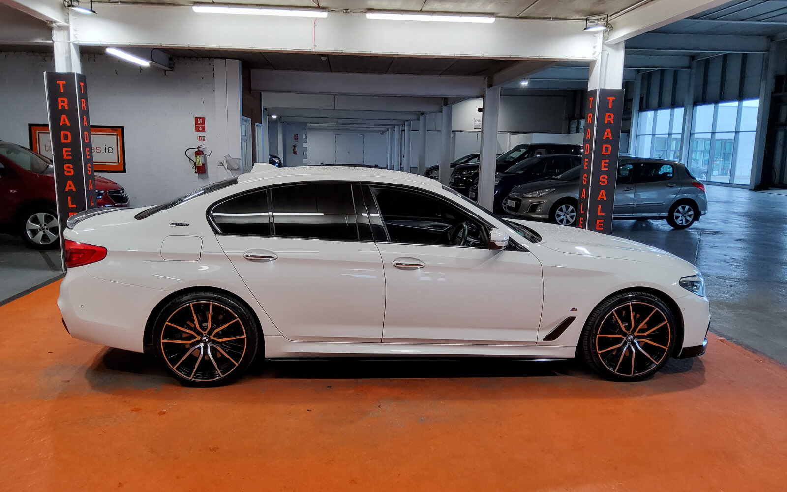 BMW 5-Series 530e M Sport Auto