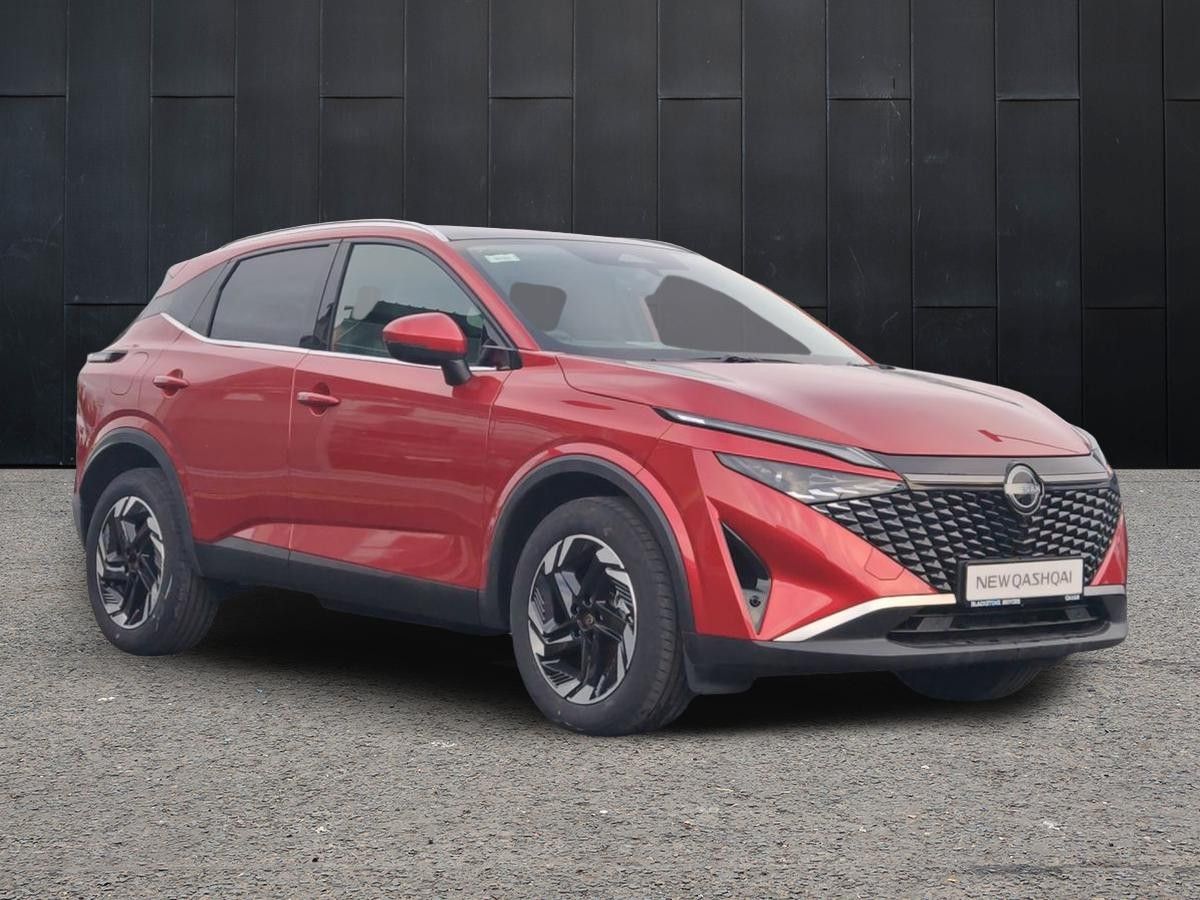 Nissan Qashqai 1.3 PET MILD HYBRID SV PREMIUM