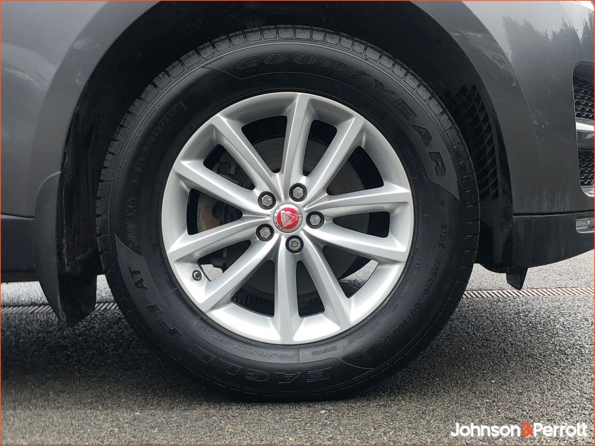 Jaguar F-Pace RWD 2.0 D 163PS Prestige