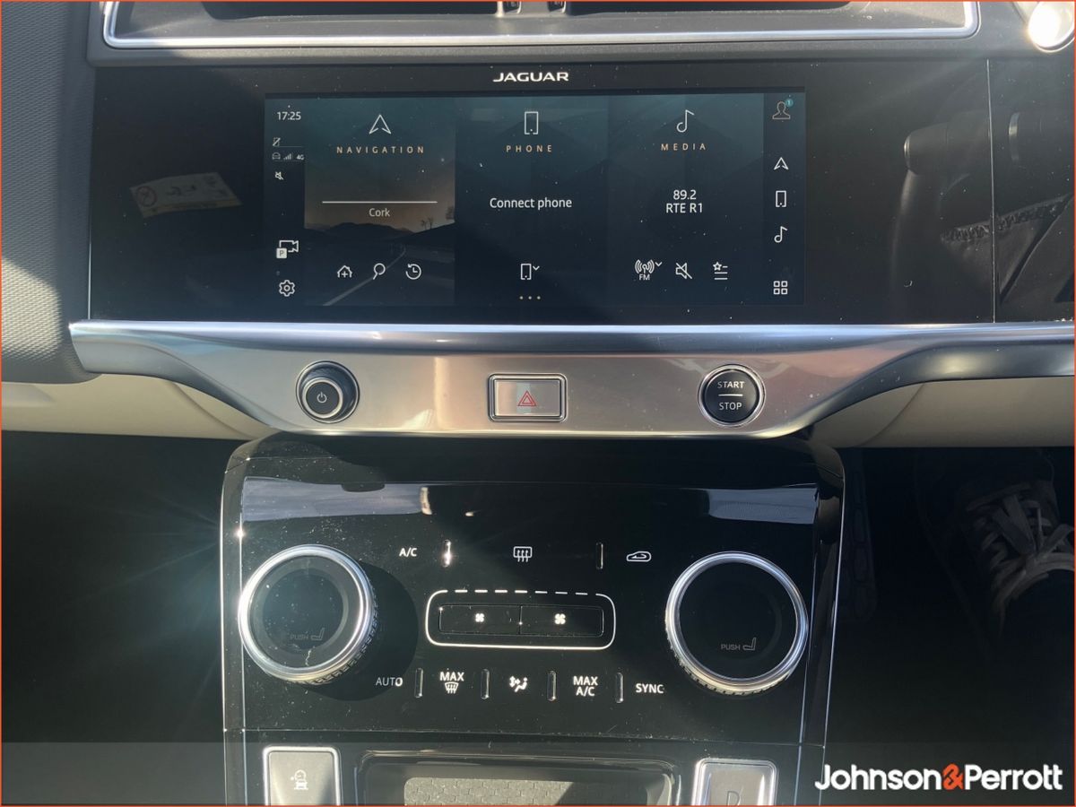 Jaguar I-Pace EV400 90 kWh Black Edition AWD