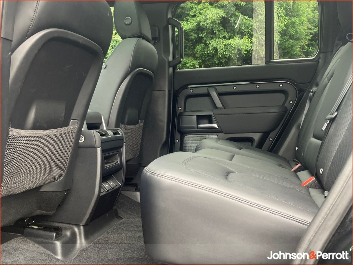 Land Rover Defender 110 2.0 Si4 PHEV S