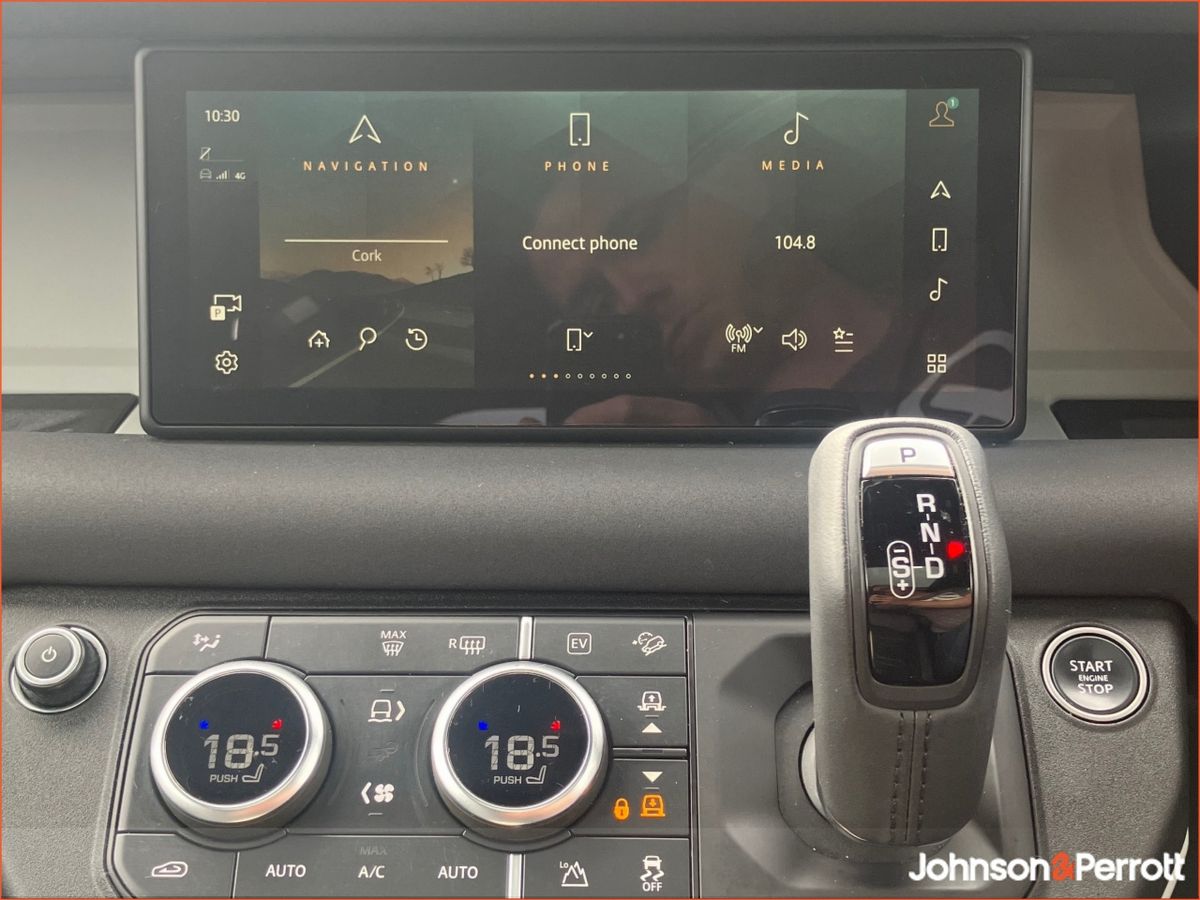 Land Rover Defender 110 2.0 Si4 PHEV S