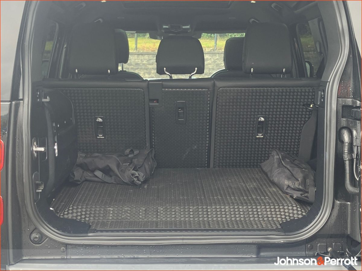 Land Rover Defender 110 2.0 Si4 PHEV S