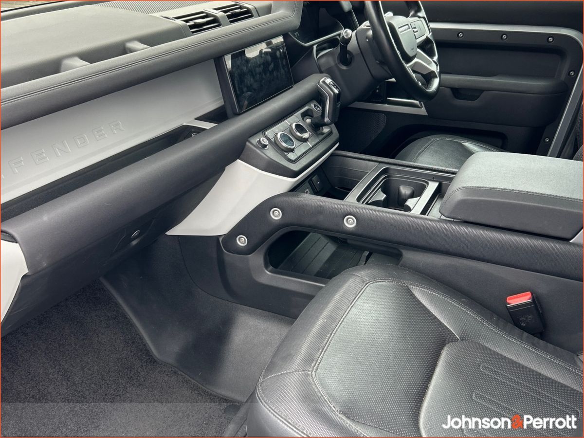 Land Rover Defender 110 2.0 P400E X DYNAMIC SE PHEV