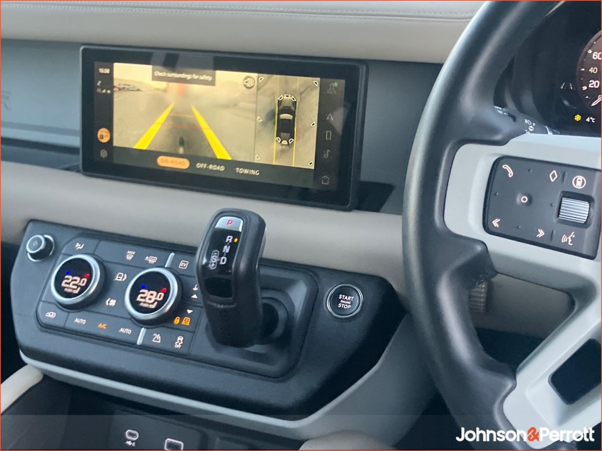 Land Rover Defender 110 2.0 Si4 PHEV S (Land Rover Warranty until 2029)