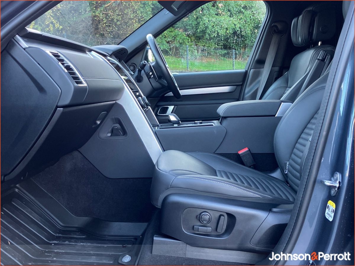 Land Rover Discovery Commercial 3.0D 350 DYNAMIC HSE (Price excluding VAT)