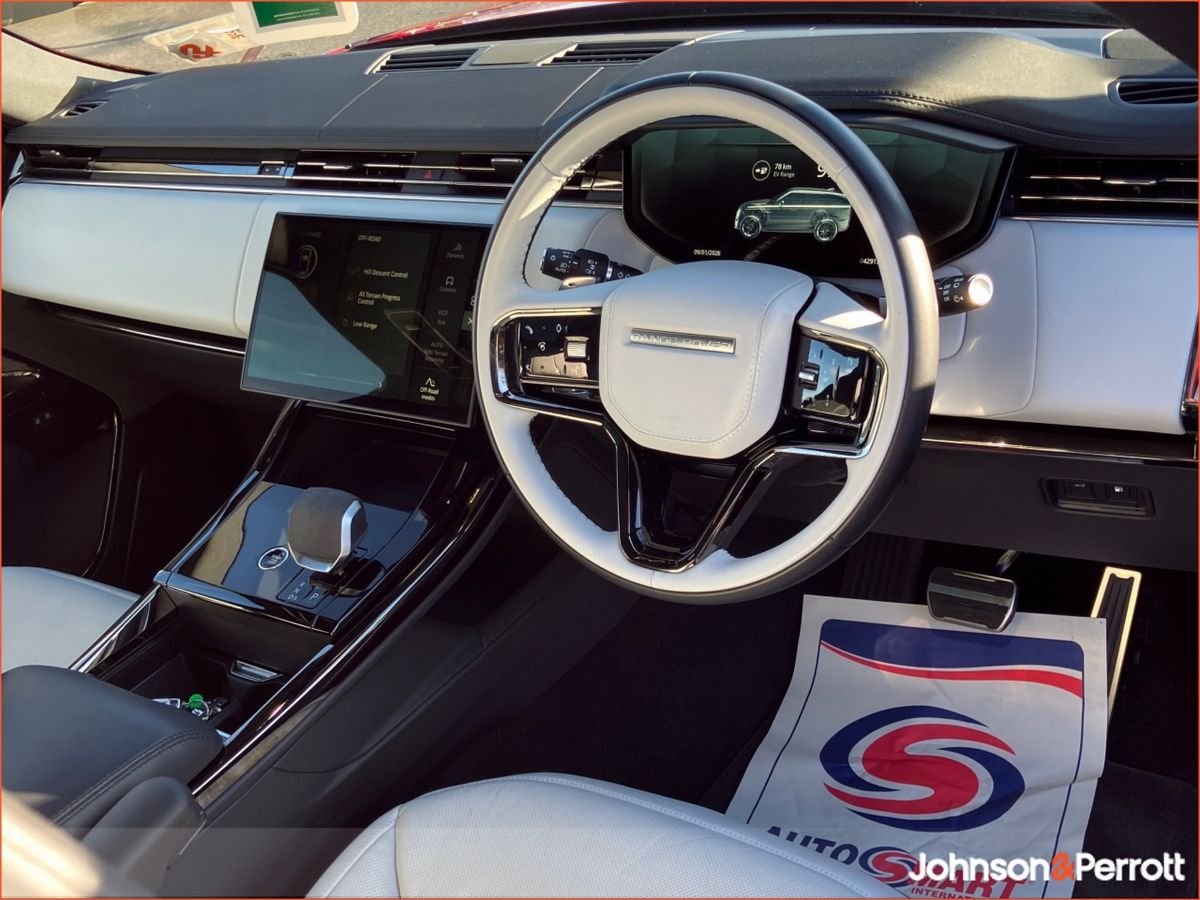 Land Rover Range Rover Sport 3.0 Si4 PHEV 460PS AWD Auto Dynamic SE (Land Rover Warranty until 2029)