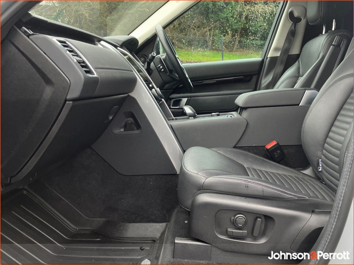 Land Rover Discovery DISCOVERY DISCOVERY 3.0 SD6 SE (Price Excludes VAT)