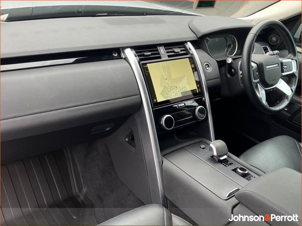 Land Rover Discovery DISCOVERY DISCOVERY 3.0 SD6 SE (Price Excludes VAT)