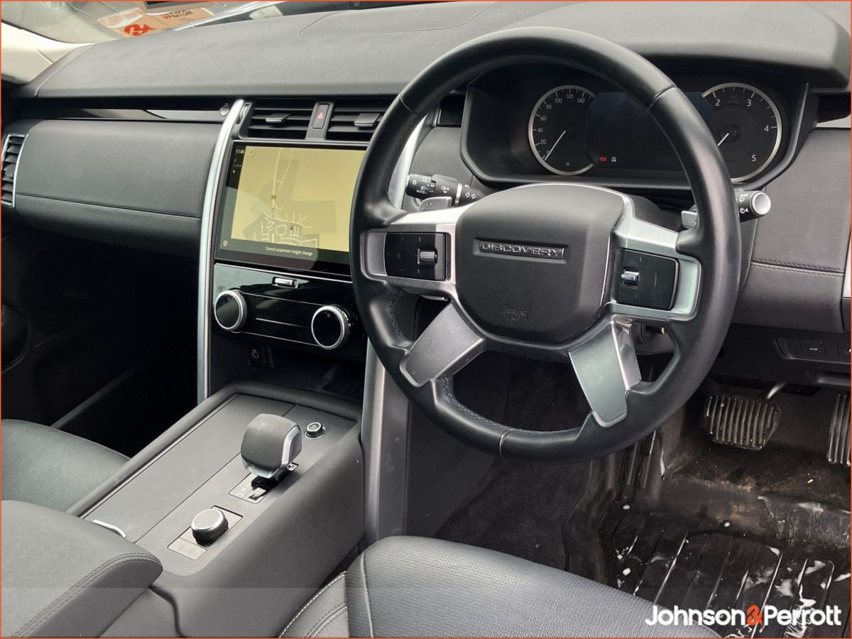 Land Rover Discovery DISCOVERY DISCOVERY 3.0 SD6 SE (Price Excludes VAT)