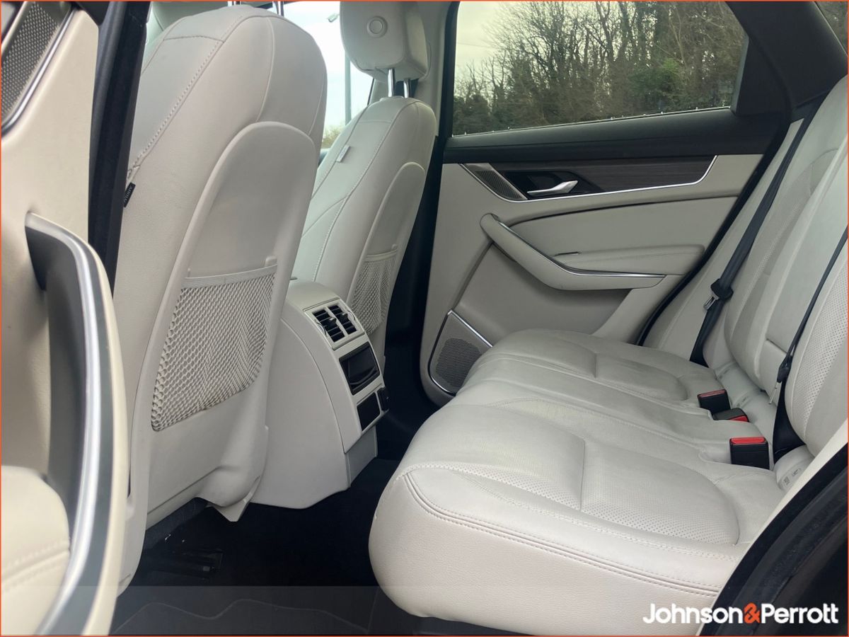 Jaguar F-Pace 2.0 I4 PHEV 404 PS AWD Auto S