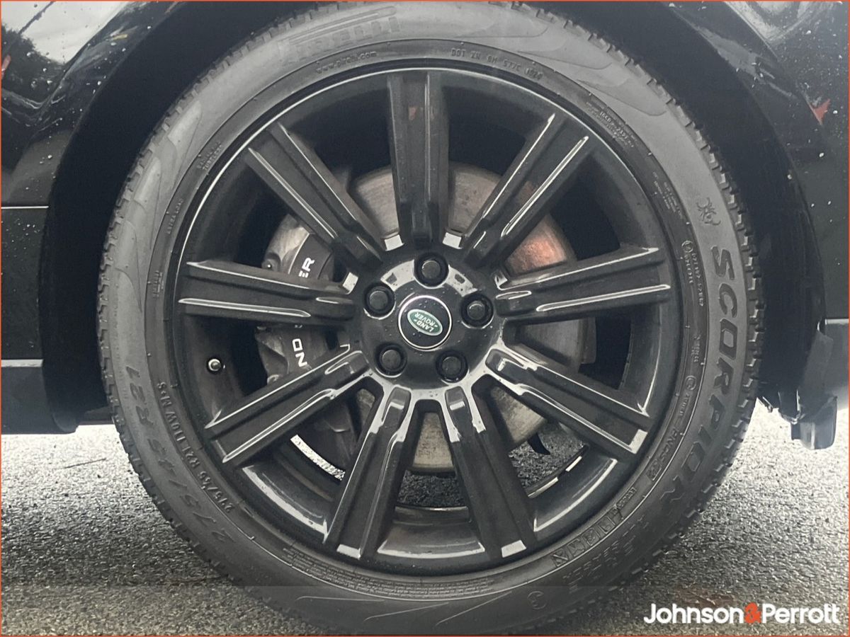 Land Rover Range Rover R Rover Westmnstr Blck P400 e A  Westminster Black  P400 e Si4 Ingenium 300BHP /105 kw 13.1 kWh PHEV Auto Start/Stop