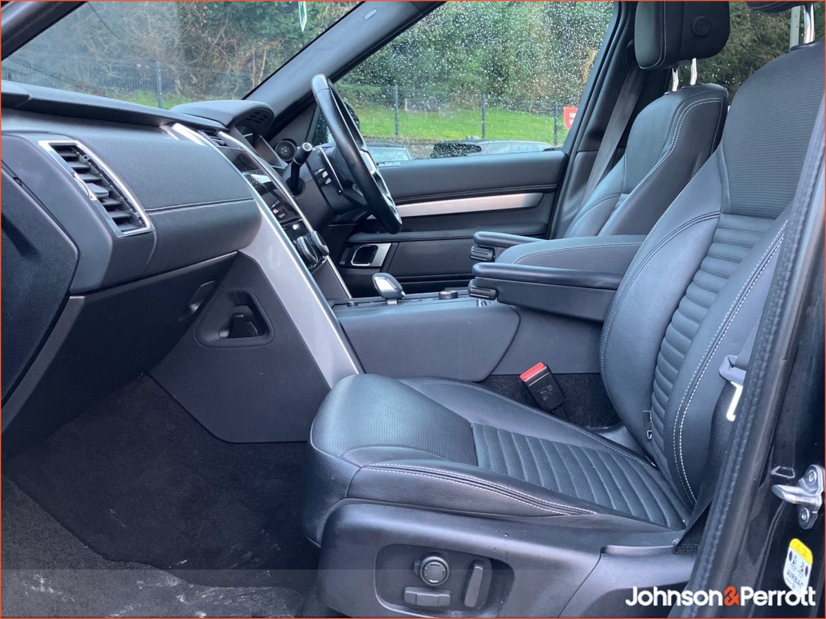 Land Rover Discovery 3.0D I6 249 PS AWD Auto R-Dynamic HSE 7 Seater