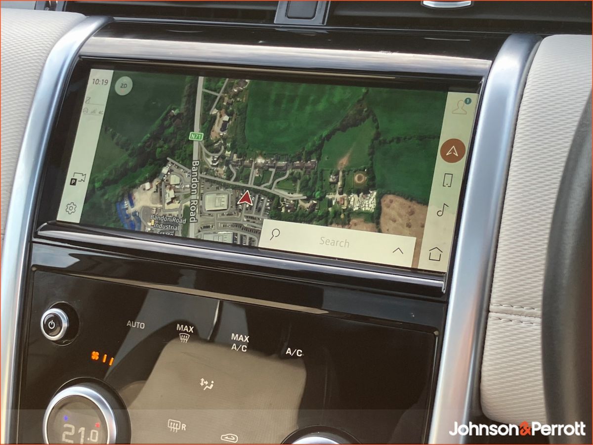 Land Rover Discovery Sport 1.5 I3 PHEV 300 PS AWD R-Dynamic S Auto