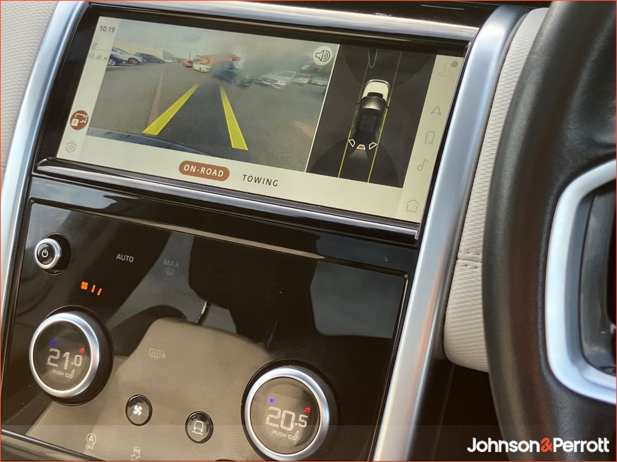 Land Rover Discovery Sport 1.5 I3 PHEV 300 PS AWD R-Dynamic S Auto