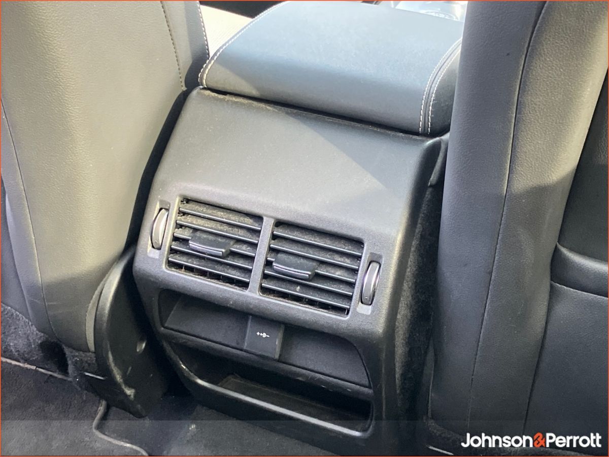 Land Rover Discovery Sport 1.5 I3 PHEV 300 PS AWD R-Dynamic S Auto