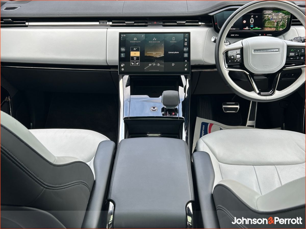 Land Rover Range Rover Sport SWB 3.0 I6 PHEV SE (Remainder of 5Year manufactuer Warranty)