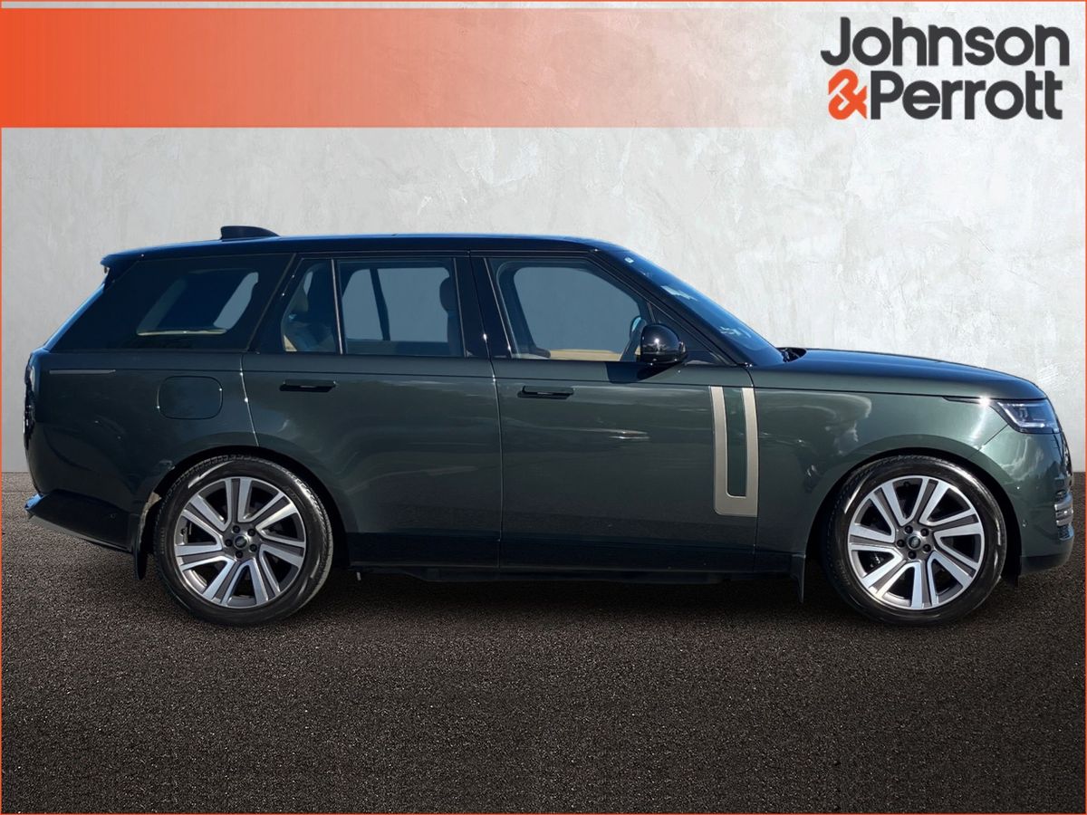 Land Rover Range Rover SWB 3.0 I6 PHEV SE   (Remainder of Manufatturer Warranty)
