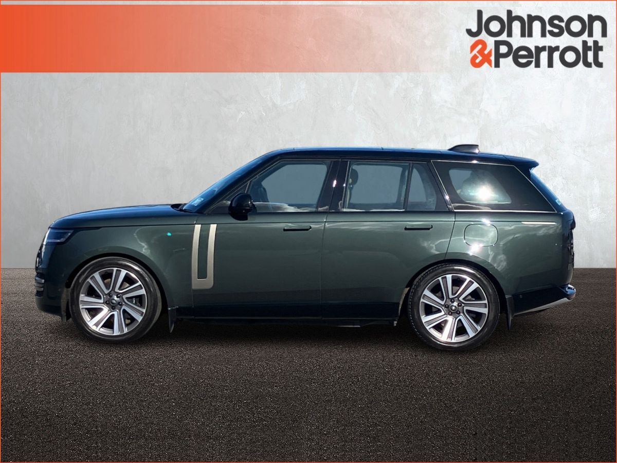 Land Rover Range Rover SWB 3.0 I6 PHEV SE   (Remainder of Manufatturer Warranty)