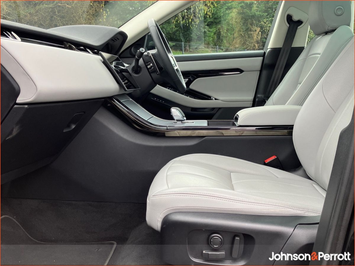 Land Rover Range Rover Evoque 1.5 I3 PHEV 269 PS S  (Remainder of Manufatturer Warranty)