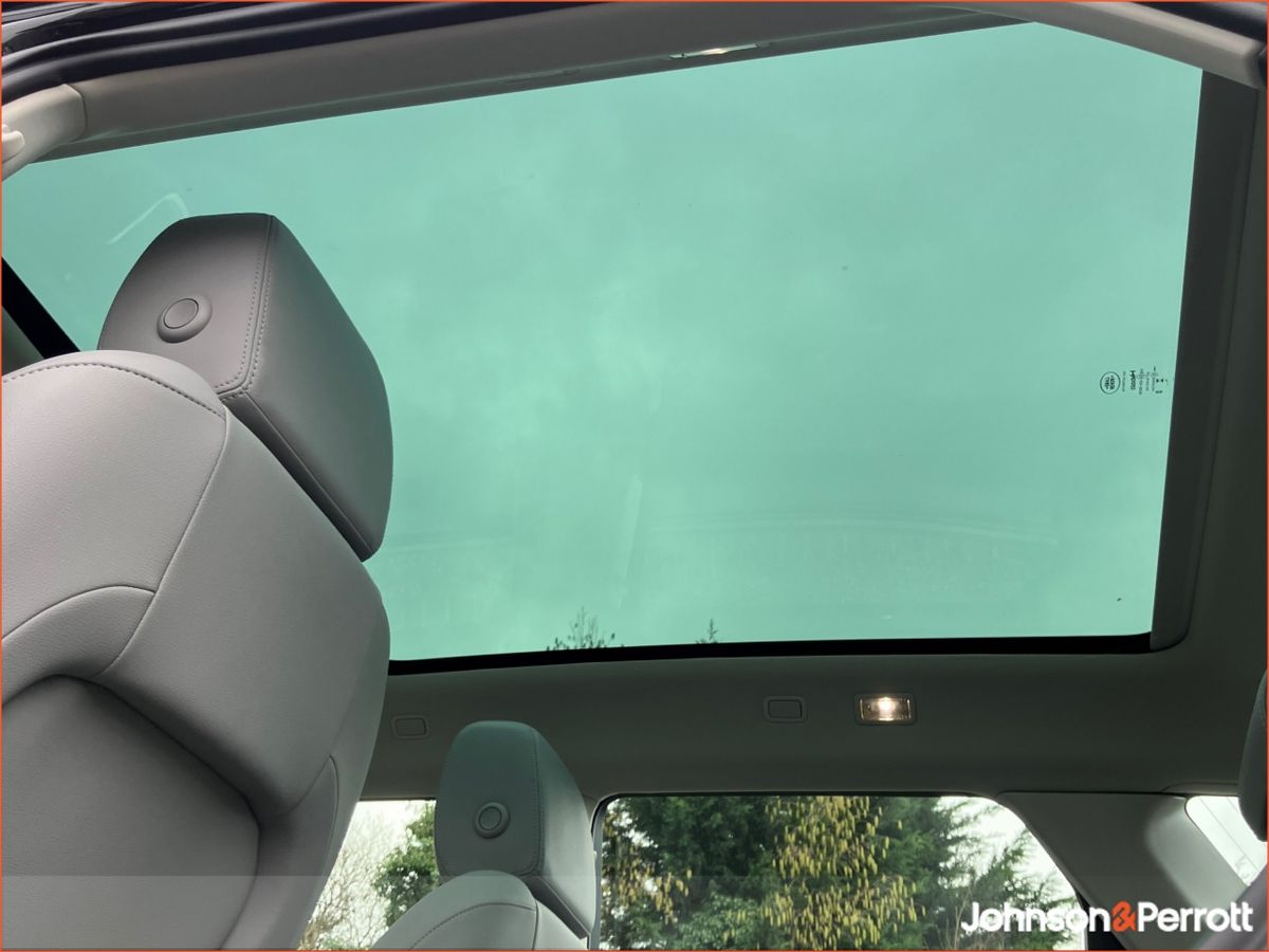 Land Rover Range Rover Evoque 1.5 I3 PHEV 269 PS S  (Remainder of Manufatturer Warranty)