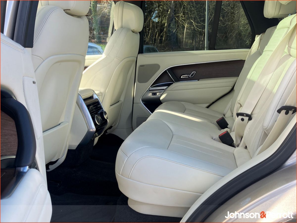 Land Rover Range Rover Sport 3.0 Si4 PHEV 460PS AWD Auto Dynamic SE (Remainder of Manufatturer Warranty)