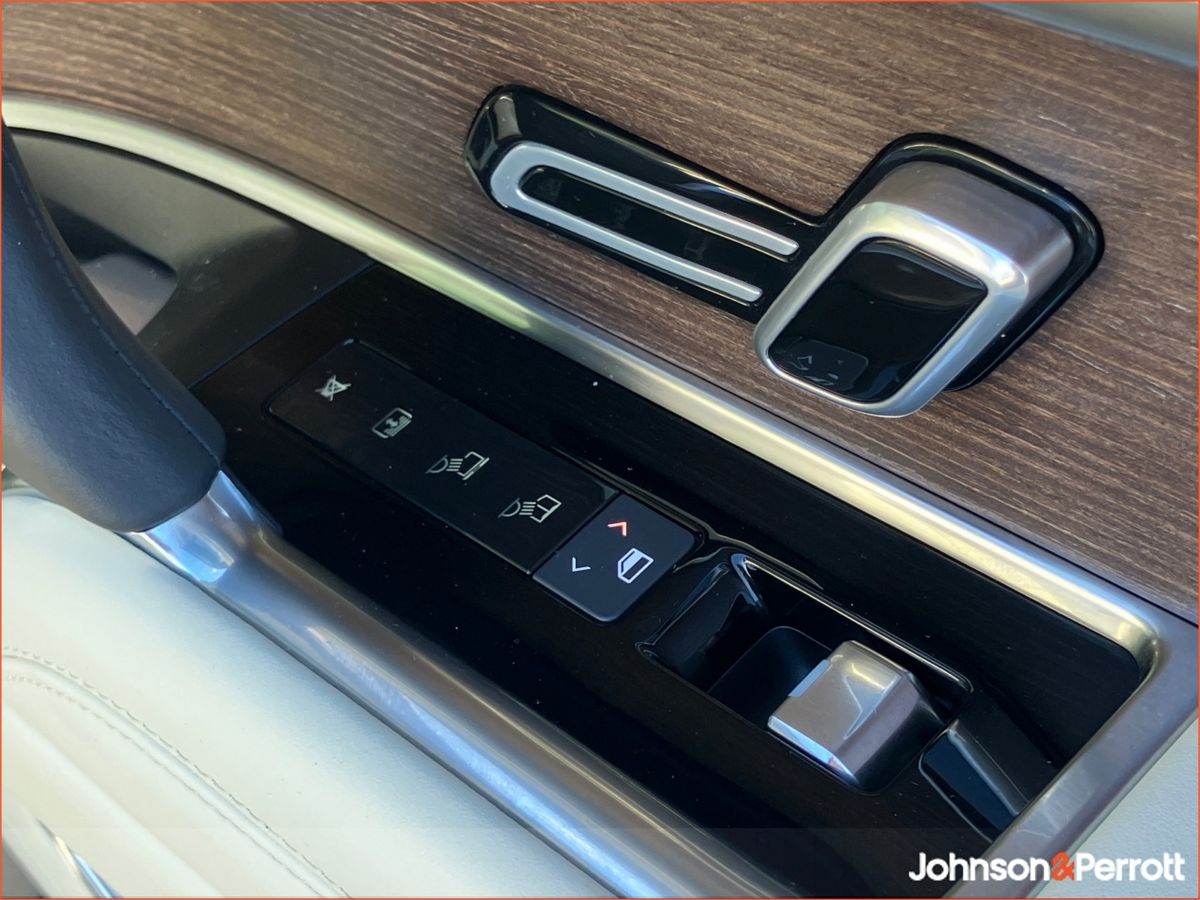 Land Rover Range Rover Sport 3.0 Si4 PHEV 460PS AWD Auto Dynamic SE (Remainder of Manufatturer Warranty)