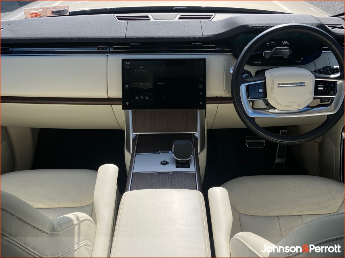 Land Rover Range Rover 3.0 Si4 PHEV 460PS AWD Auto SE (Remainder of Manufacturer Warranty)