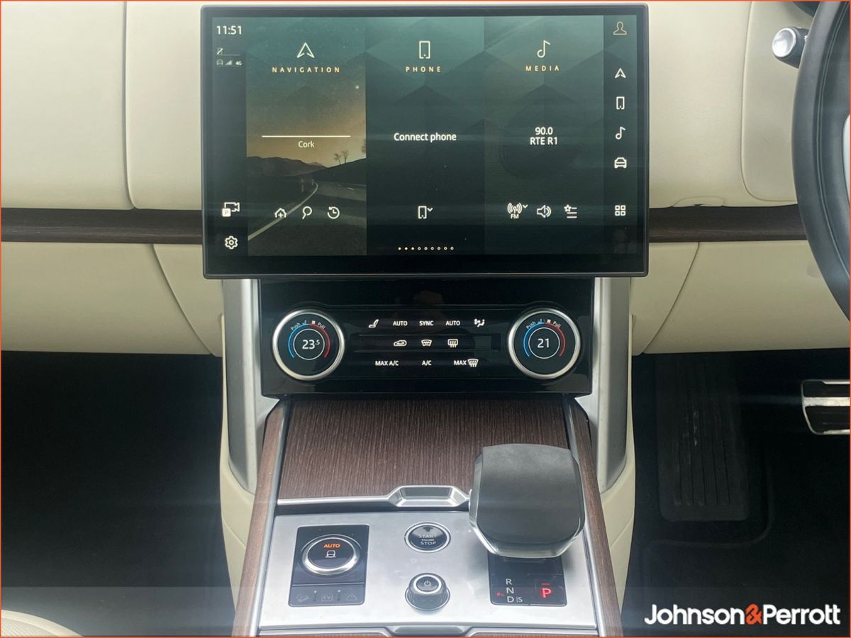 Land Rover Range Rover SWB 3.0 Si6 PHEV SE