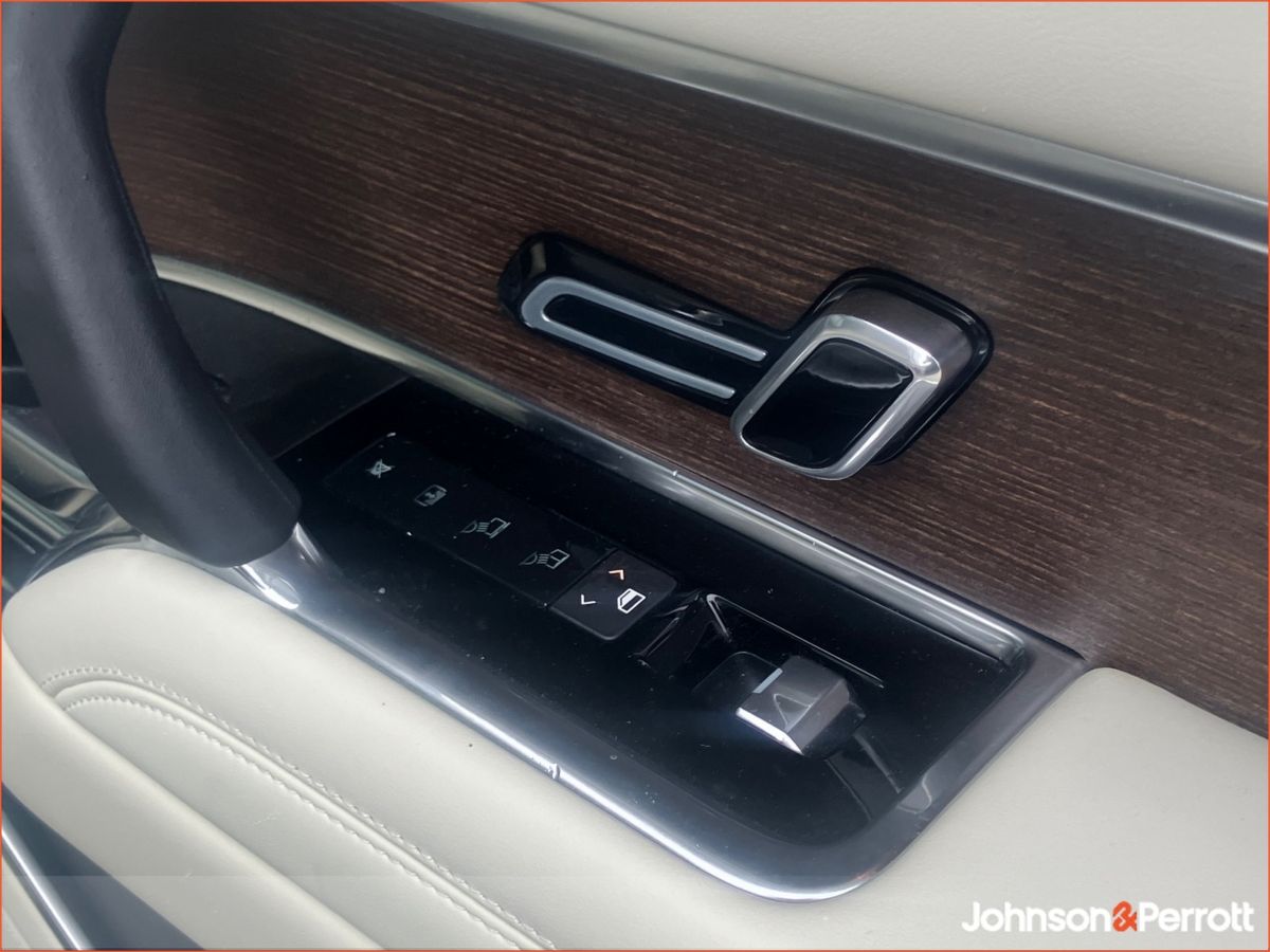 Land Rover Range Rover SWB 3.0 Si6 PHEV SE