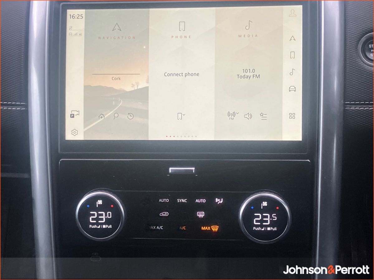 Land Rover Discovery DISCOVERY 3.0 SD6 DYNAMIC H 5 (Price Excludes VAT)